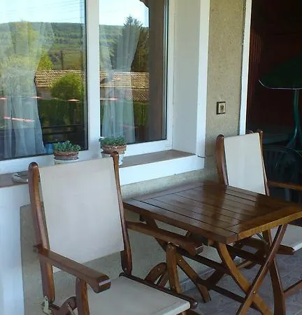 Case de vacanță Reveri